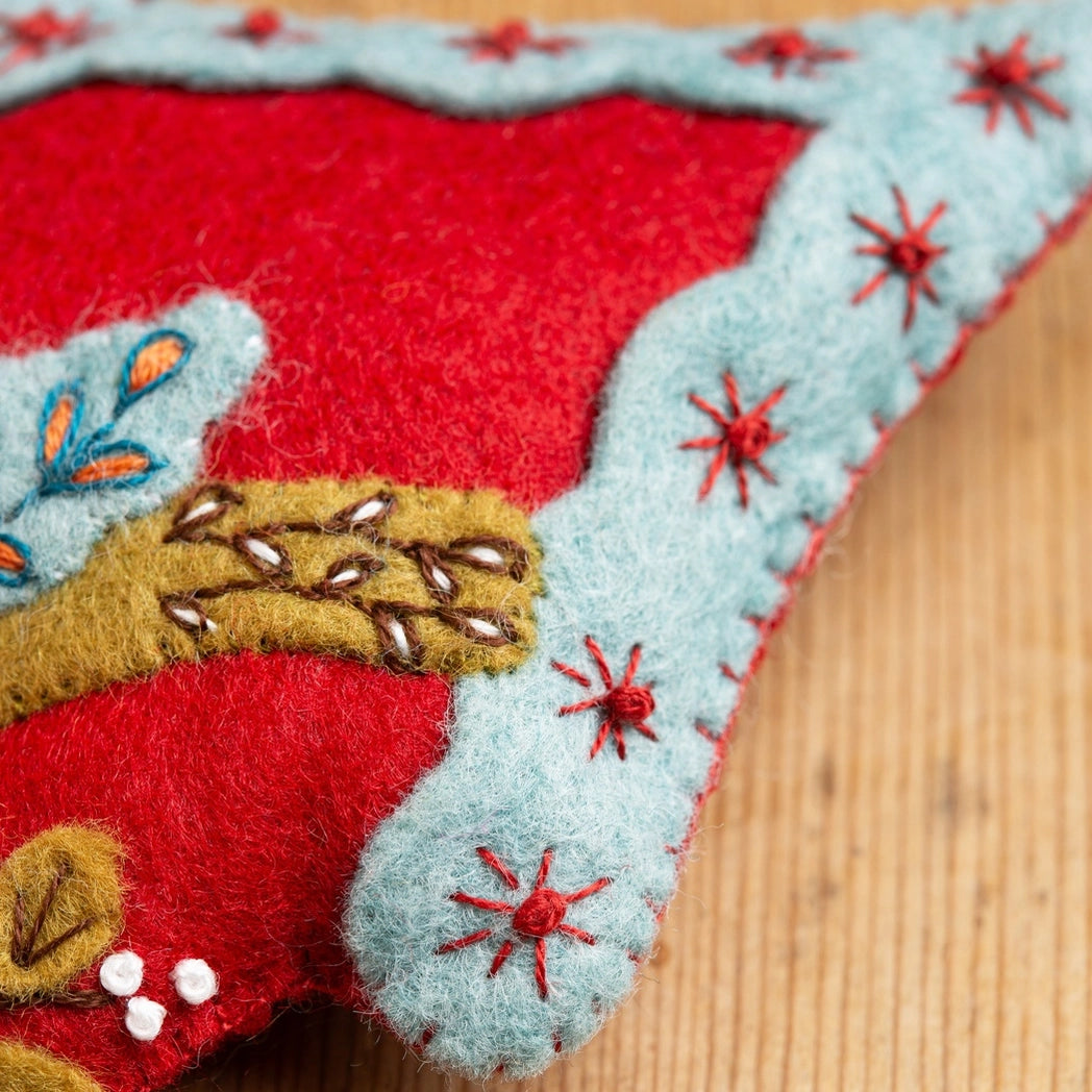 Folk Birdhouse - Felt Craft Mini Kit