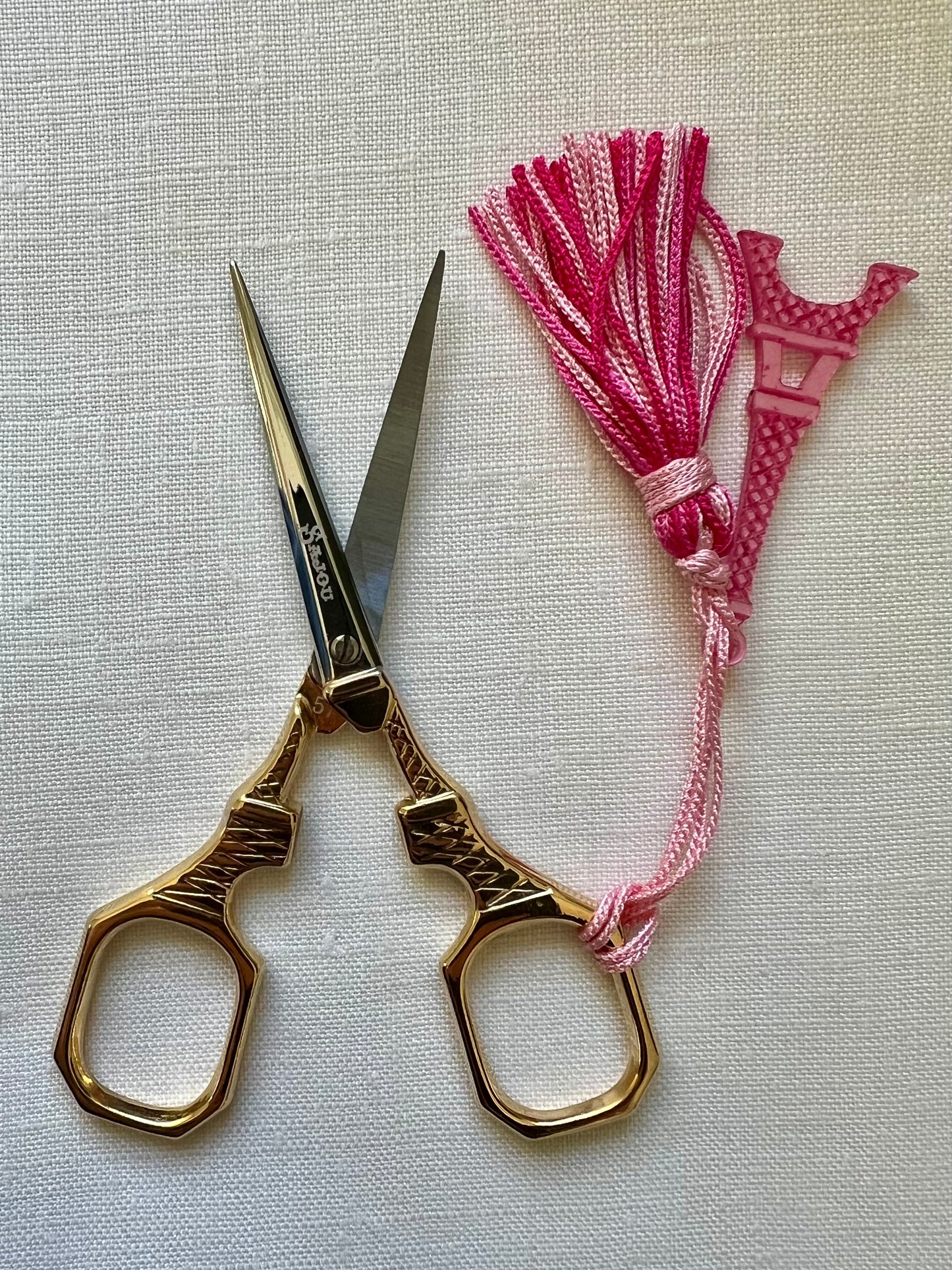 Eiffel Tower Scissors - Gold/Pink