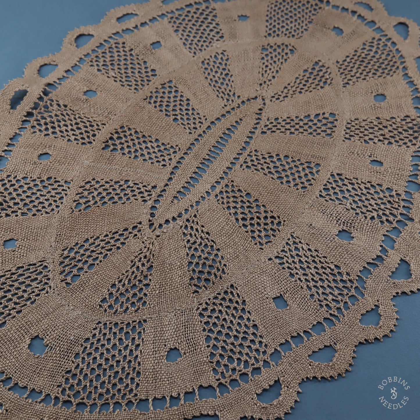 Oval Doily - Sun