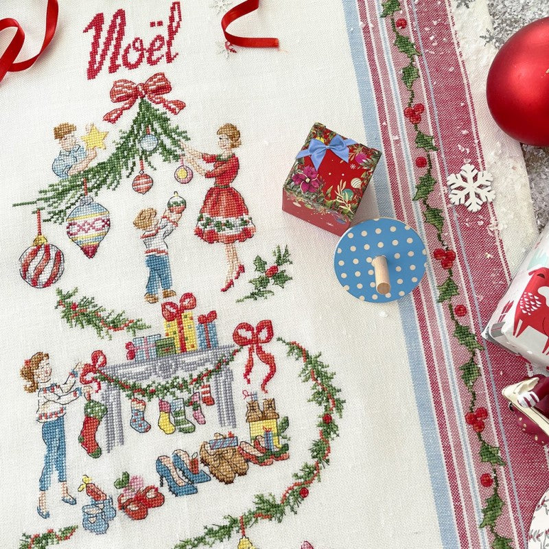 Christmas Family - Linen Tea Towel