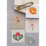 Des fleurs en broderie traditionnelle: 285 motifs Des fleurs en broderie traditionnelle: 285 motifs