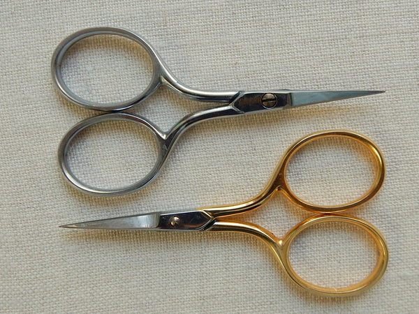 Tiny Scissors – The French Needle