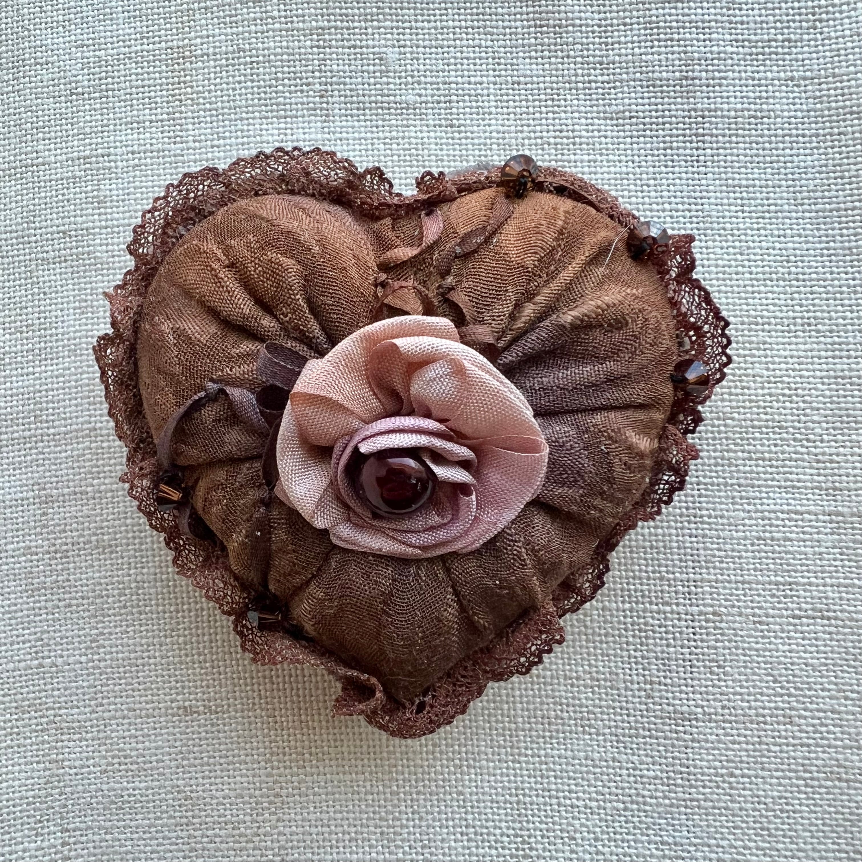 Chocolate/Rose - Tiny Heart Box – The French Needle