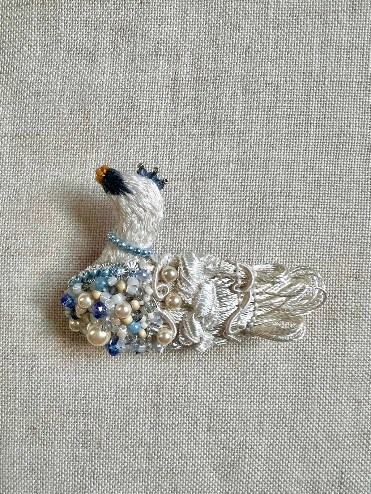 Small Swan - Ivory & Icy Blue