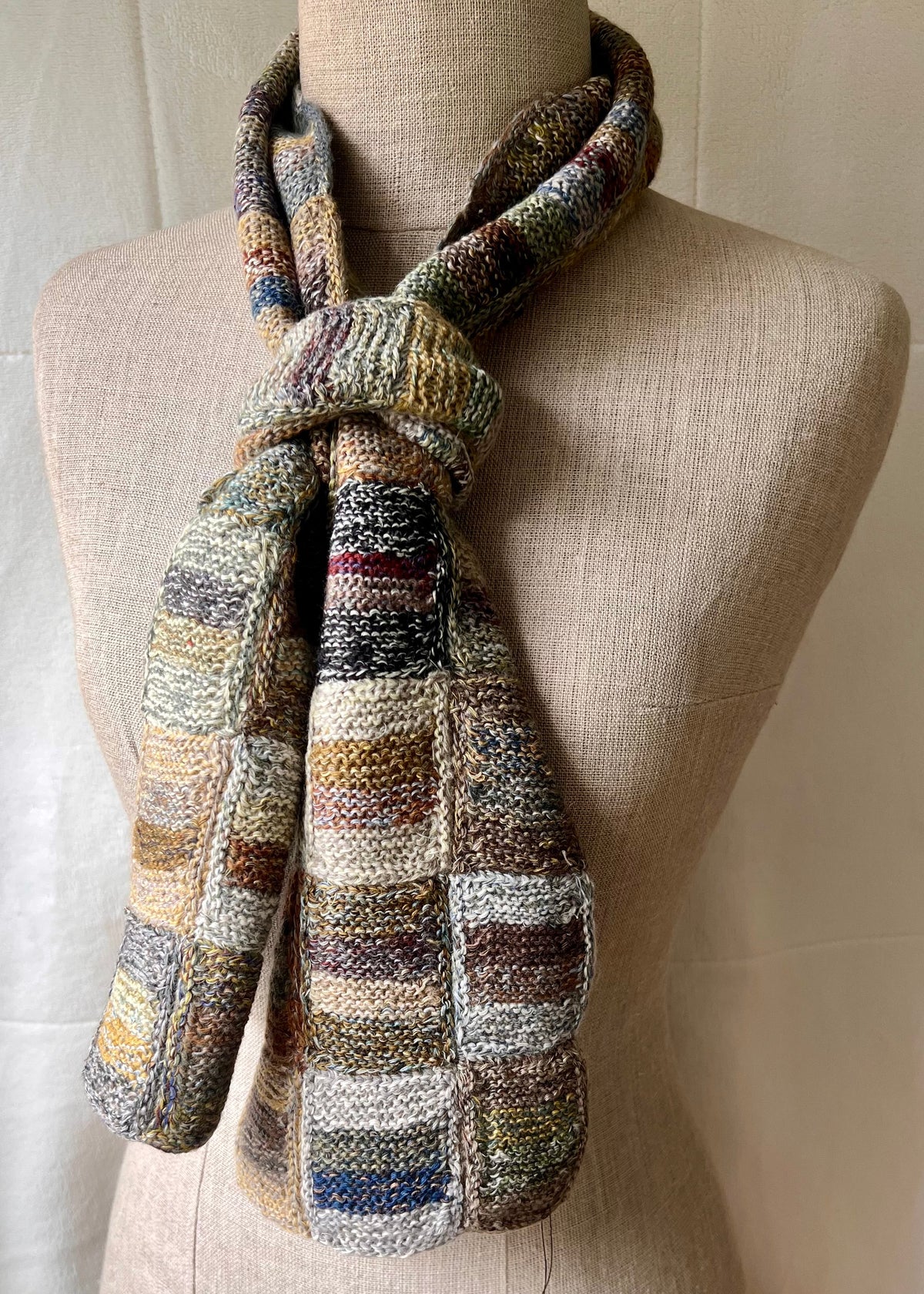 Geo Scarf