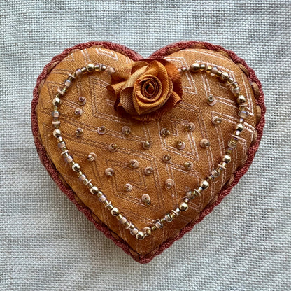 Caramel/Rust - Tiny Heart Box