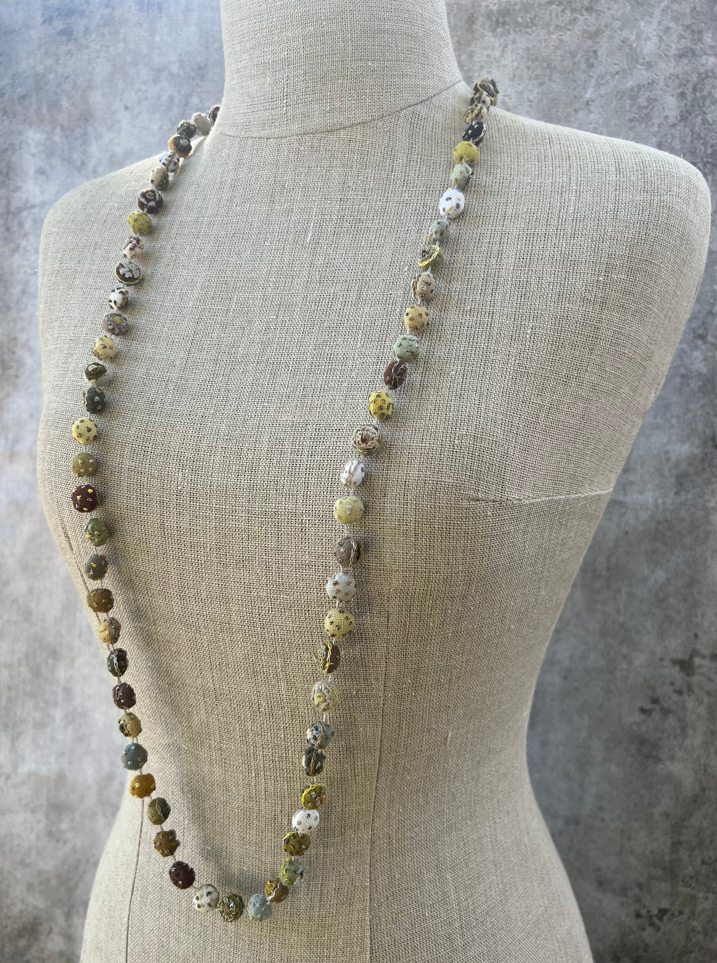 Flower Pearl Necklace