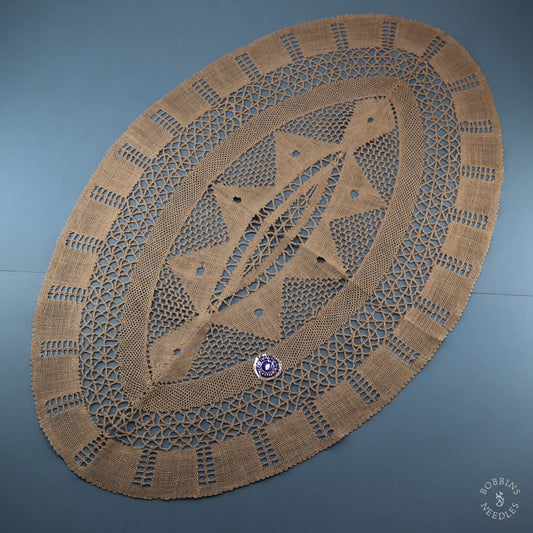 Oval Doily - Large Pyramids
