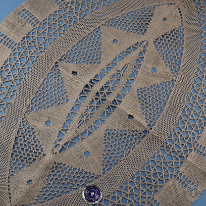 Oval Doily - Large Pyramids
