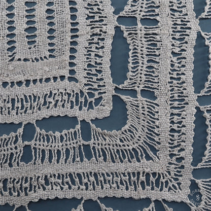 Rectangular Doily - Crown