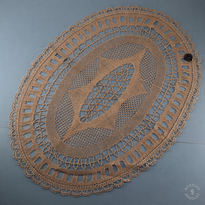 Oval Doily - Star