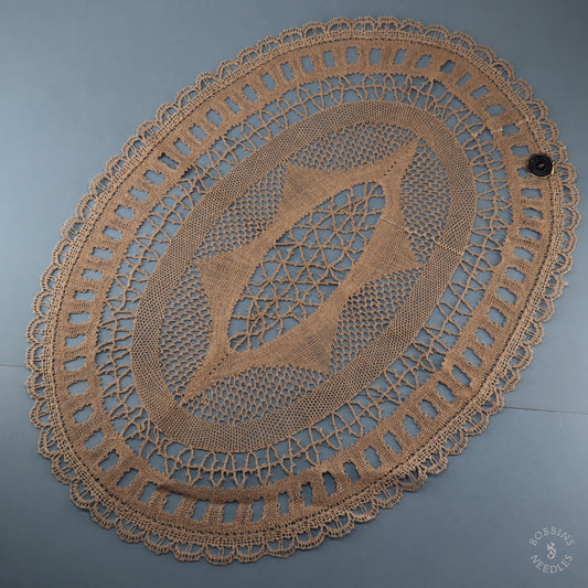 Oval Doily - Star