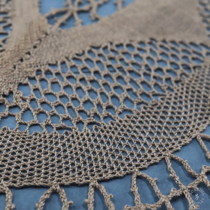 Oval Doily - Star