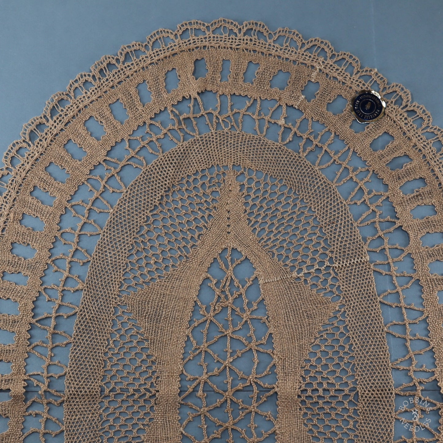 Oval Doily - Star
