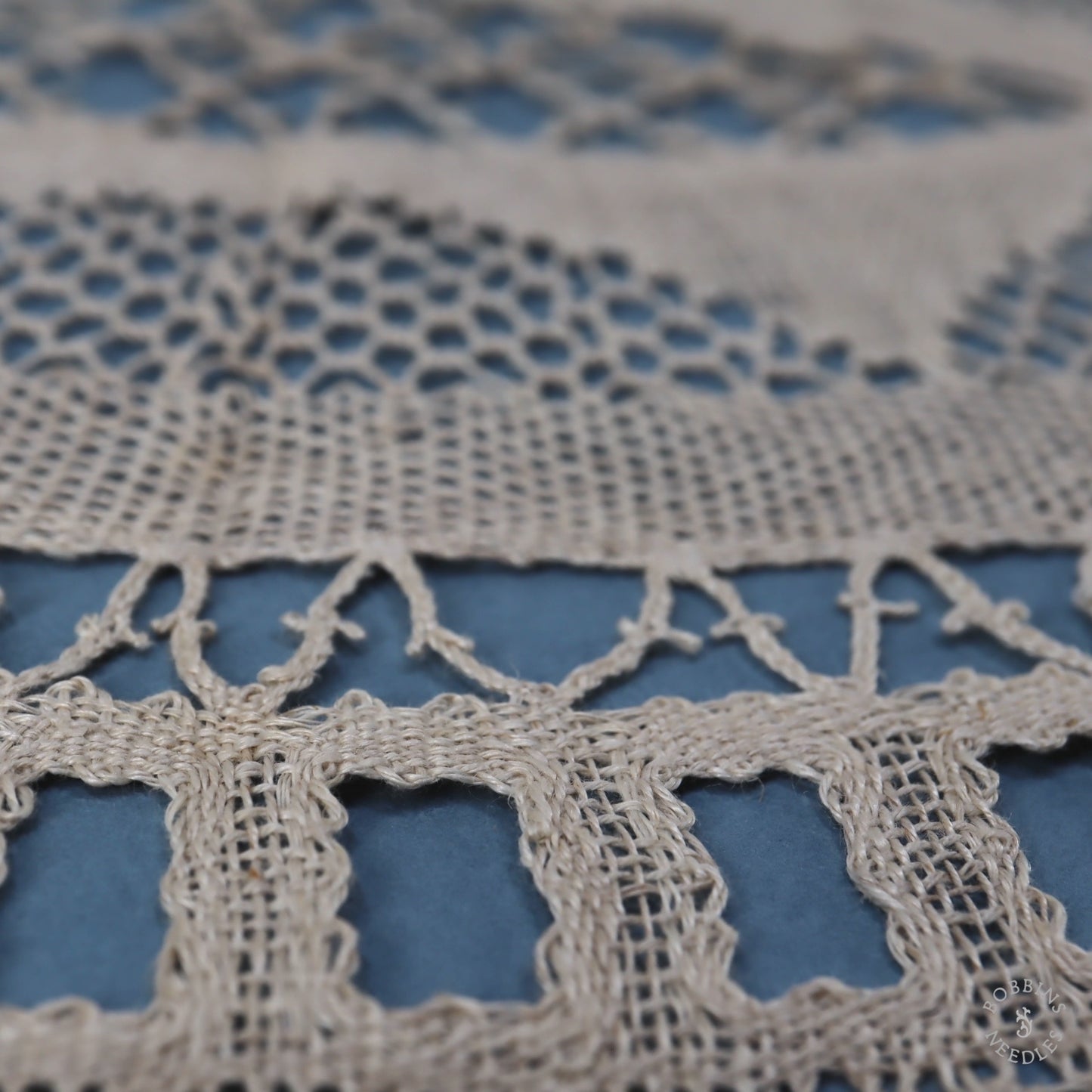 Oval Doily - Star