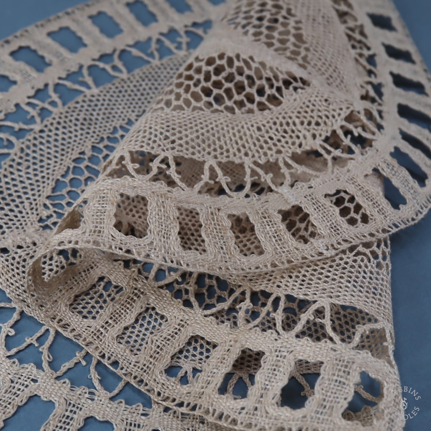 Oval Doily - Star