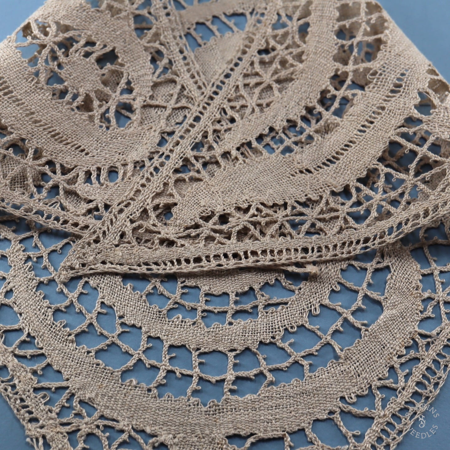 Triangular Doily - Winds