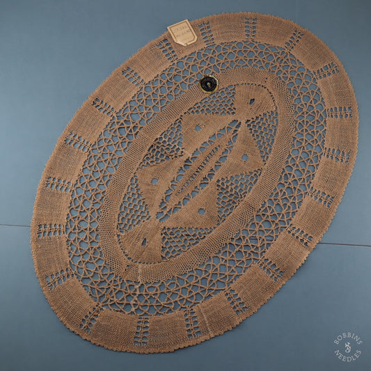 Oval Doily - Pyramids
