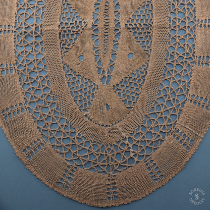 Oval Doily - Pyramids