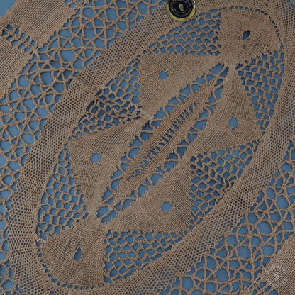 Oval Doily - Pyramids