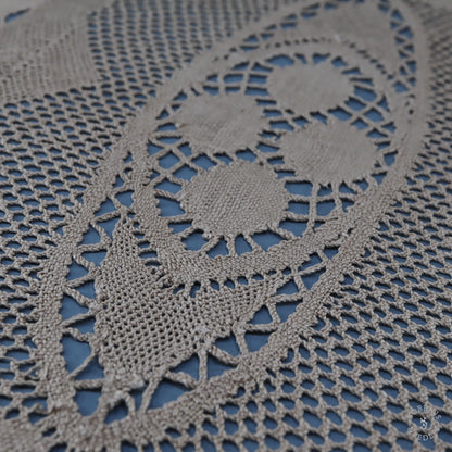 Oval Doily - Seeds