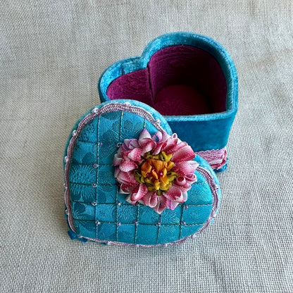 Turquoise/Magenta - Tiny Heart Box