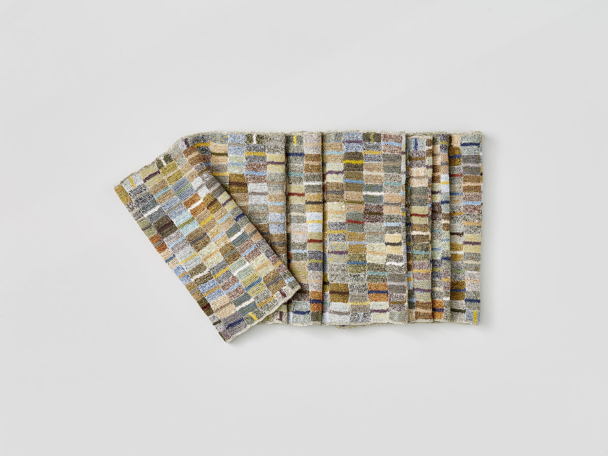 Lien Scarf