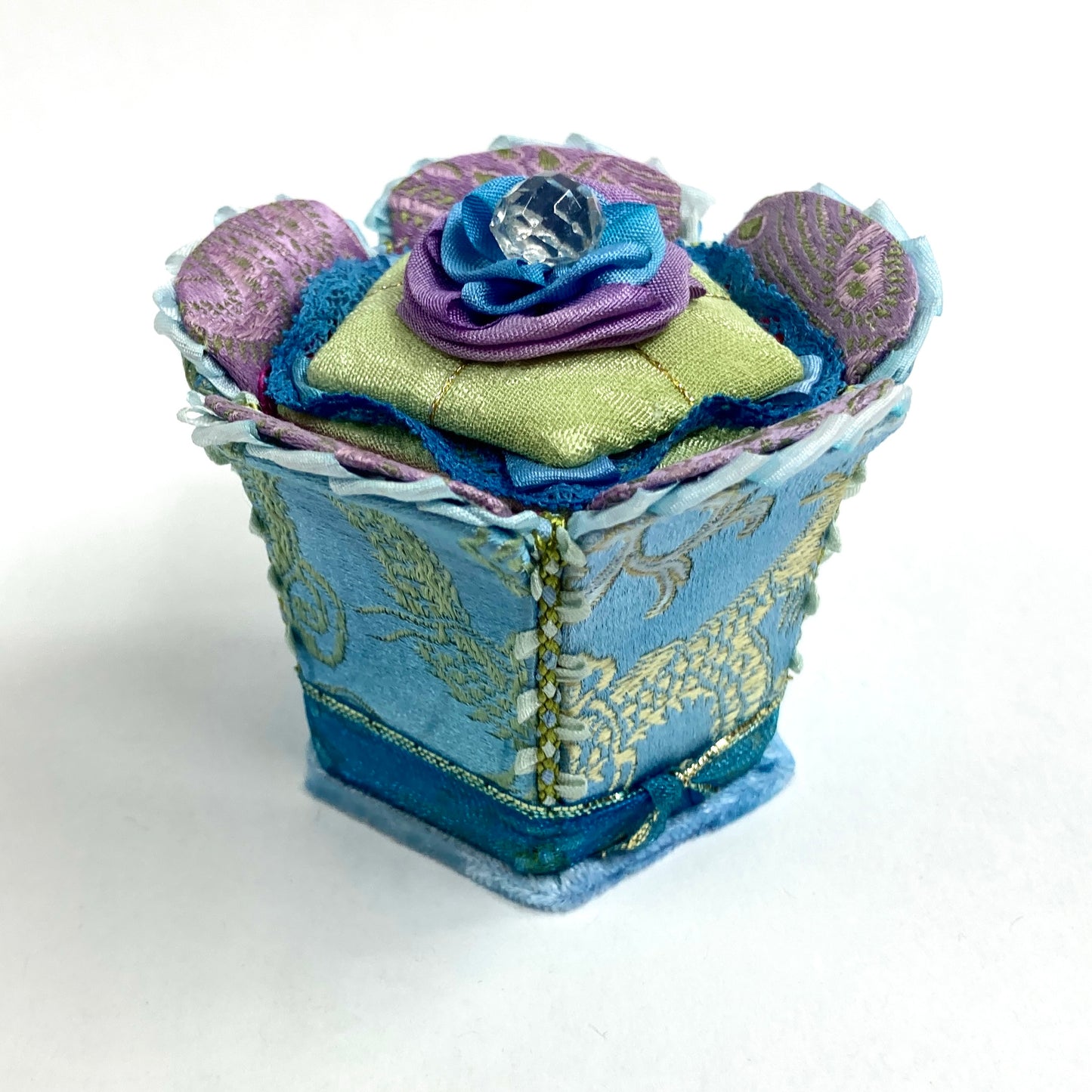 Heartfelt - Tiny Petal Box