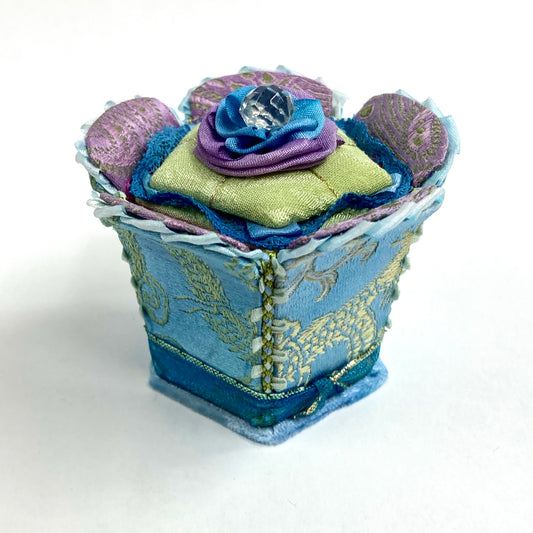 Heartfelt - Tiny Petal Box