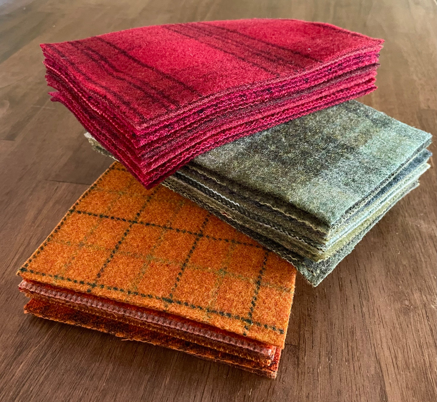 Red Appliqué Felt Pack