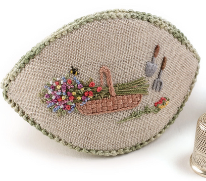 "Thimble Pip" Kit by Lorna Bateman