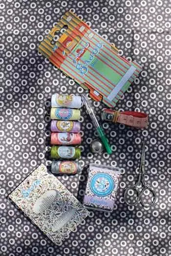Stocked Sewing Box - Coquecigrues