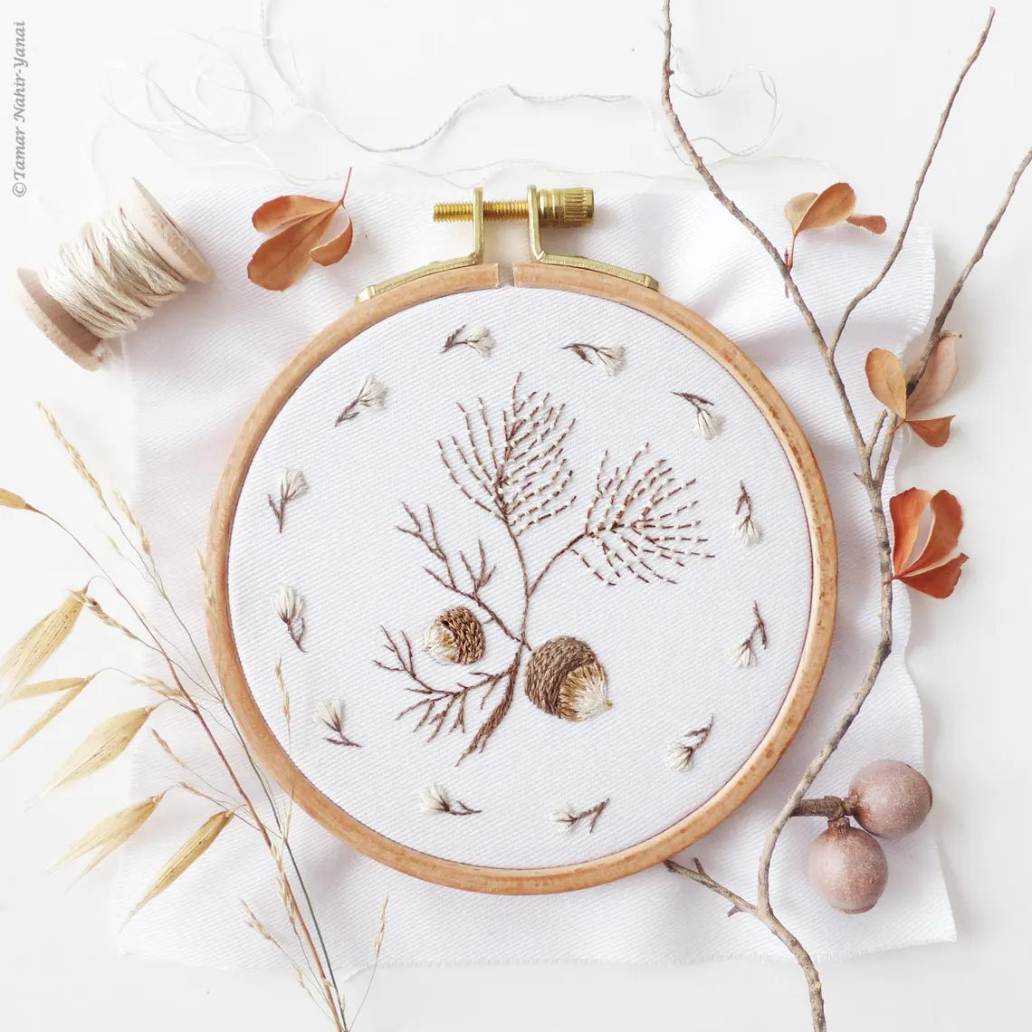 Two Acorns Kit