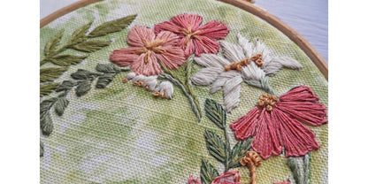"Summer Wreath" Embroidery Panel