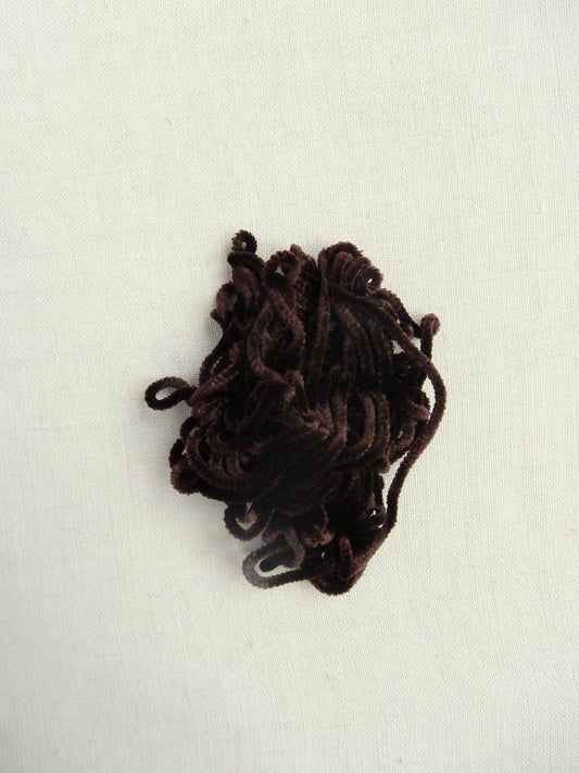 Au Ver a Soie- Silk Chenille 4126 (brown)