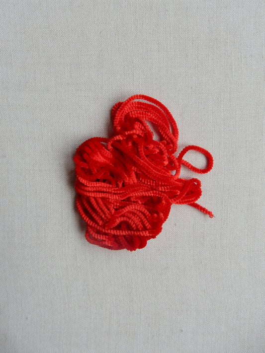 Au Ver a Soie - Silk Satin Chenille 925 (bright red)