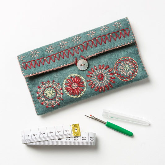 Sewing Pouch - Felt Mini Craft Kit