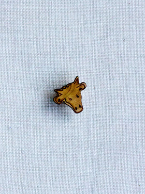 Picoti cow head button