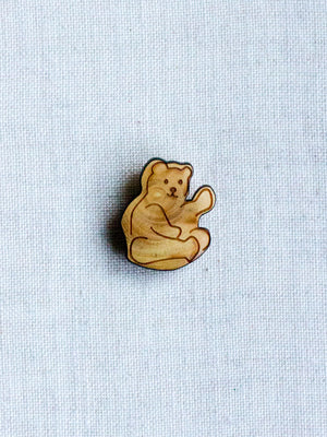 Picoti bear button