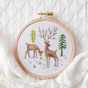 Snowy Deer Kit