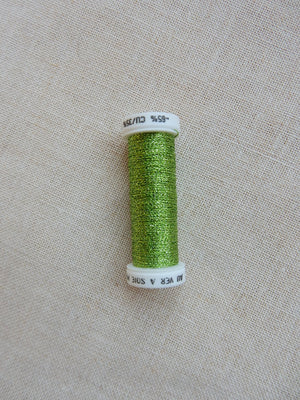 Metallic - Fine braided #4 - Color #0025 (Light Green)